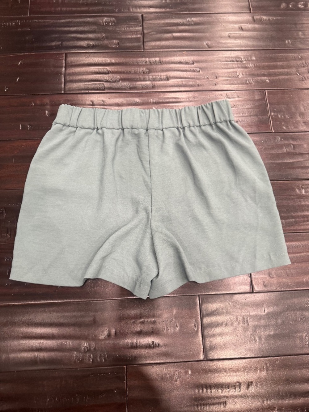 Nine West Women's Sage Green Pull-On Shorts Size Large